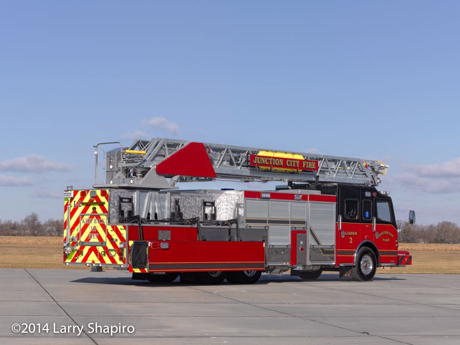 Rosenbauer Aerial 109-Feet